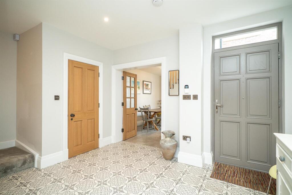 Additional image 6 of Queen Street, St. Albans