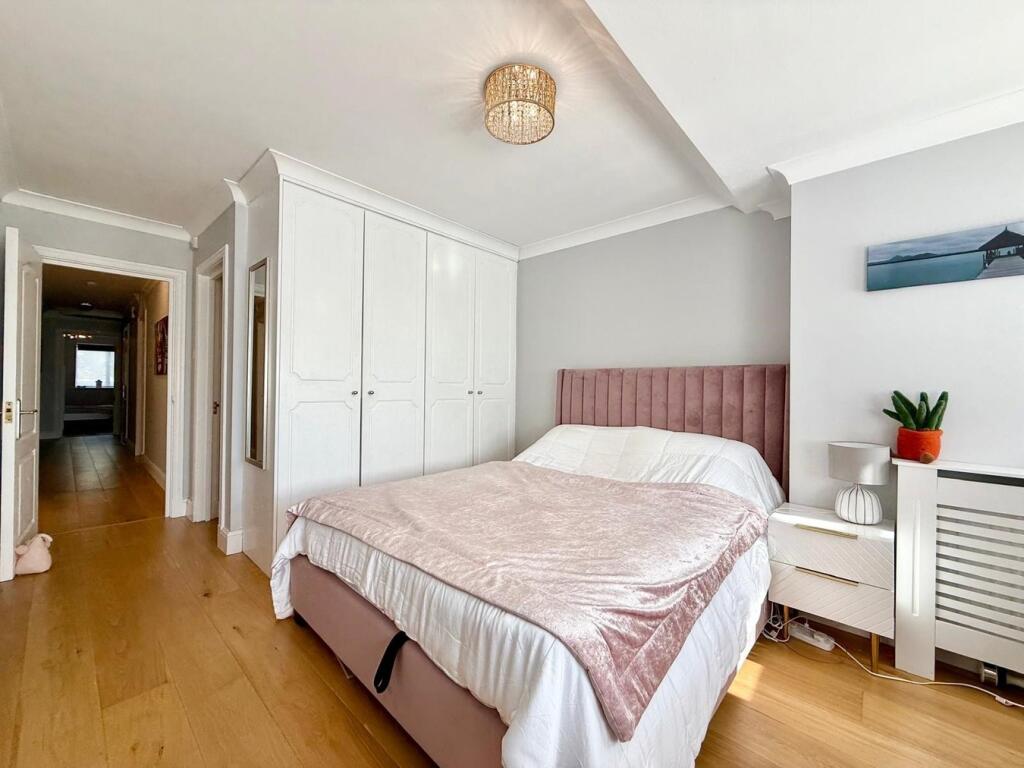 Additional image 14 of Showboat 58-62 Banks Road, Sandbanks, BH13