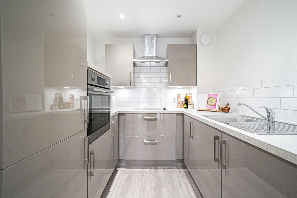 Apartment 31, Bower Lodge, Shirley