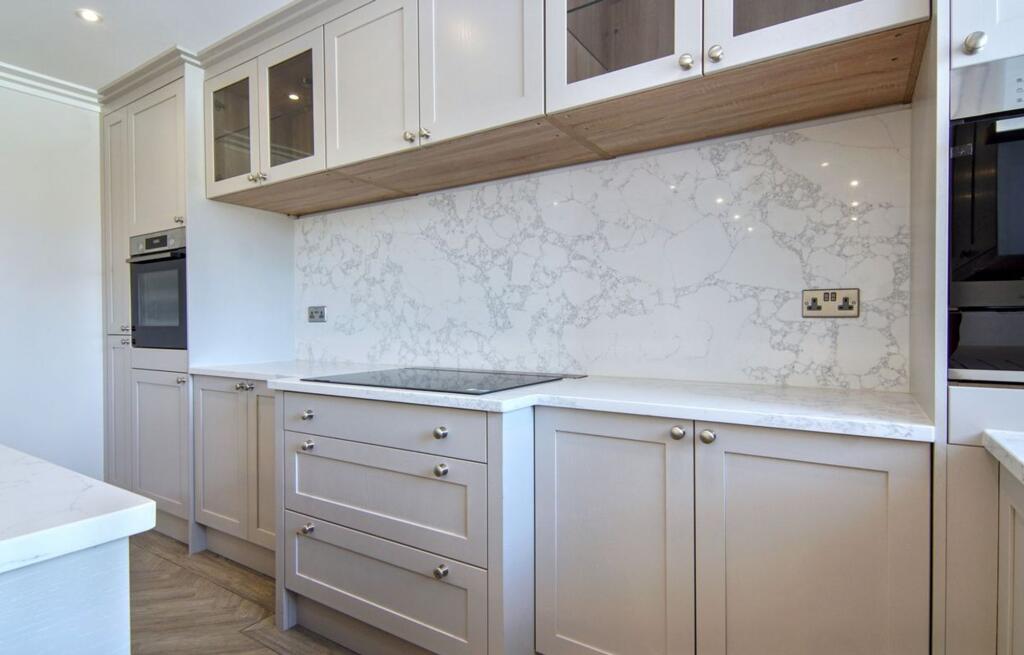 Ryefields Road, Stoke Prior, B60 photo 5