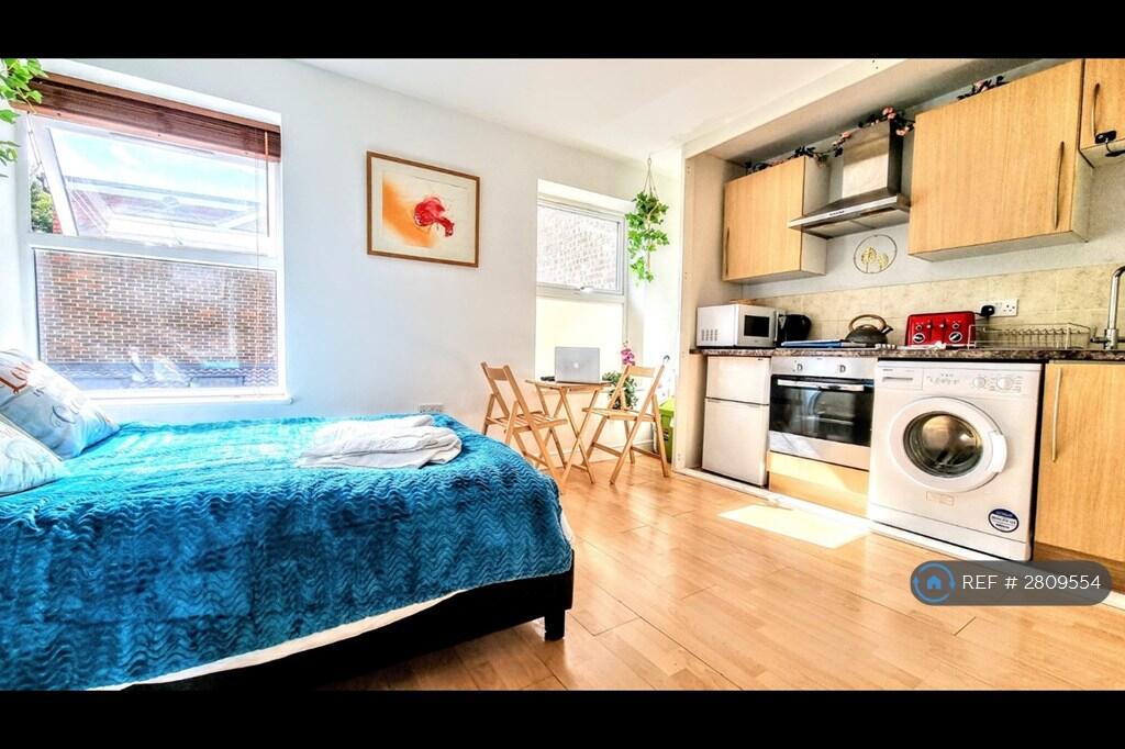 Main image of property: Hampton, London, TW12