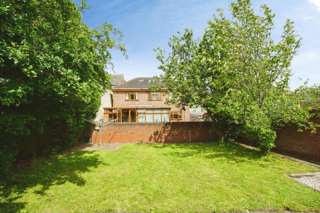 Clifton Street, Coseley, Bilston, WV14 photo 4