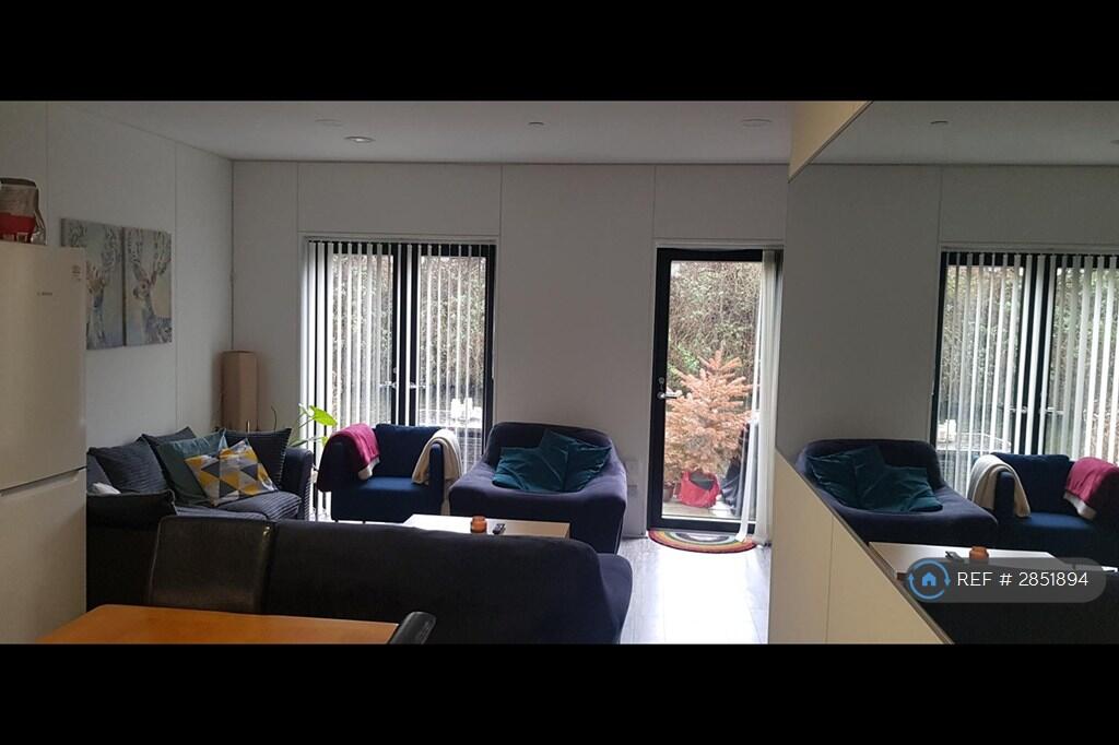 Additional image 5 of South Loop Park, Birmingham, B16