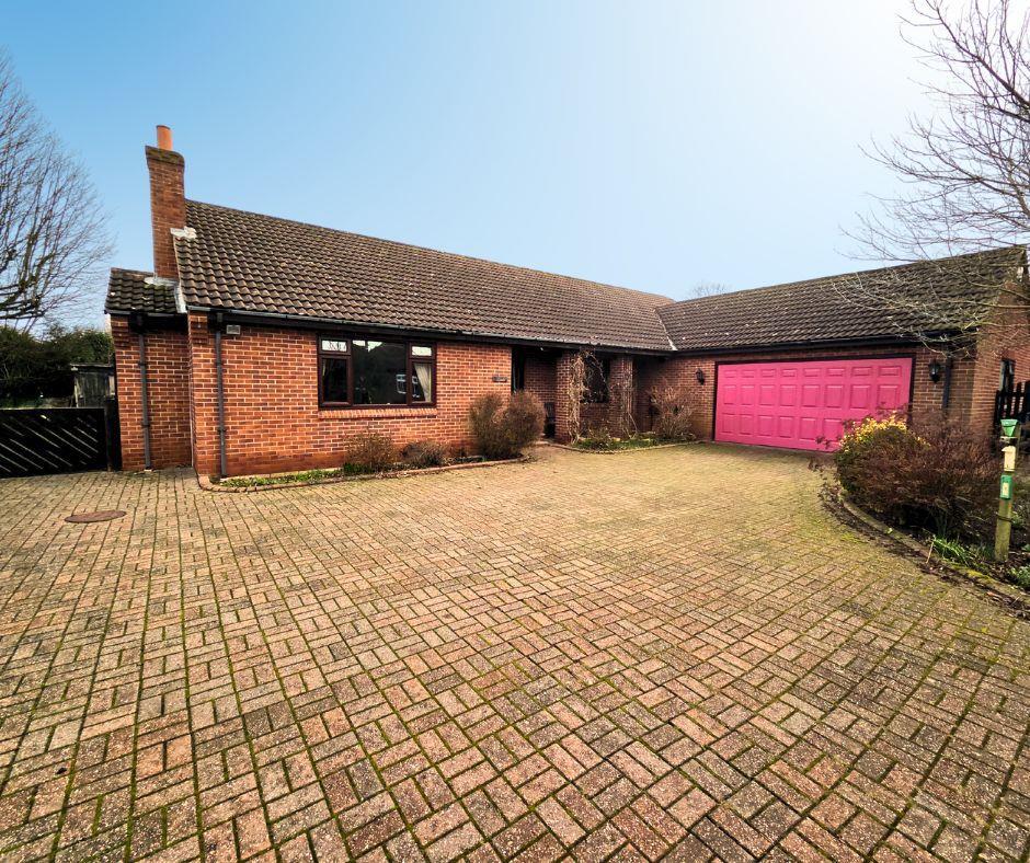 House in Bassetlaw, East Markham - View 2