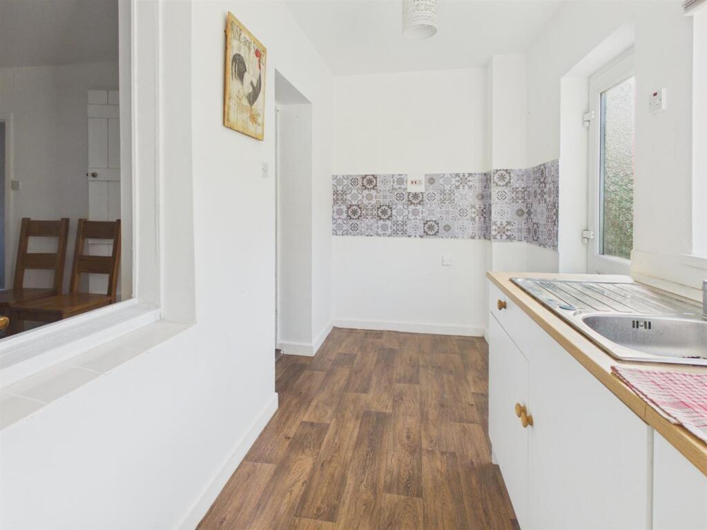House in Ipswich - View 4