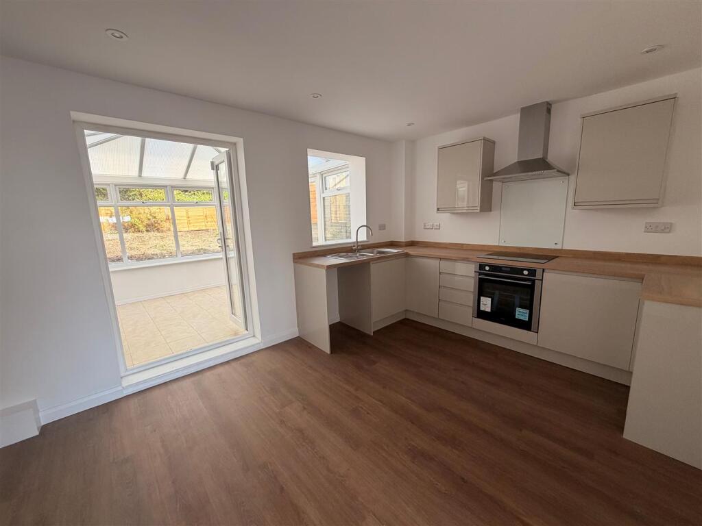 House in Chippenham, Wiltshire - View 4
