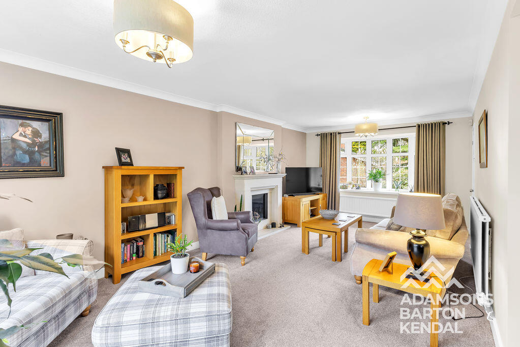Tyrone Drive, Bamford, OL11 photo 3