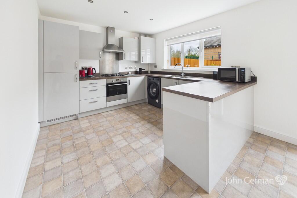 Ashmount Close, Loughborough photo 4