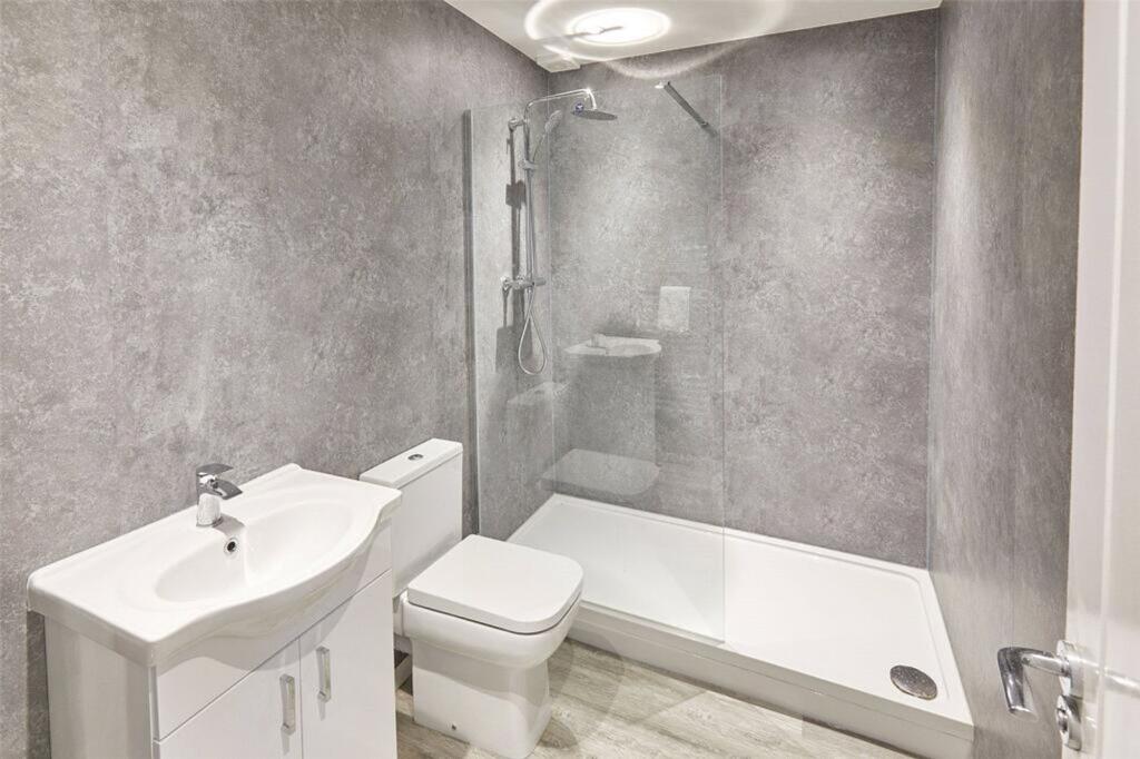House in Stockton-on-Tees - More