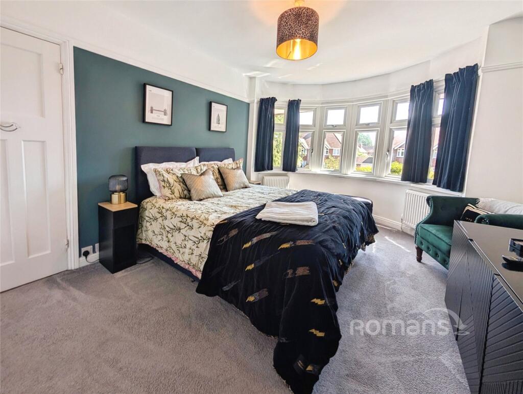 House in Reading, Lower Earley, Earley - More