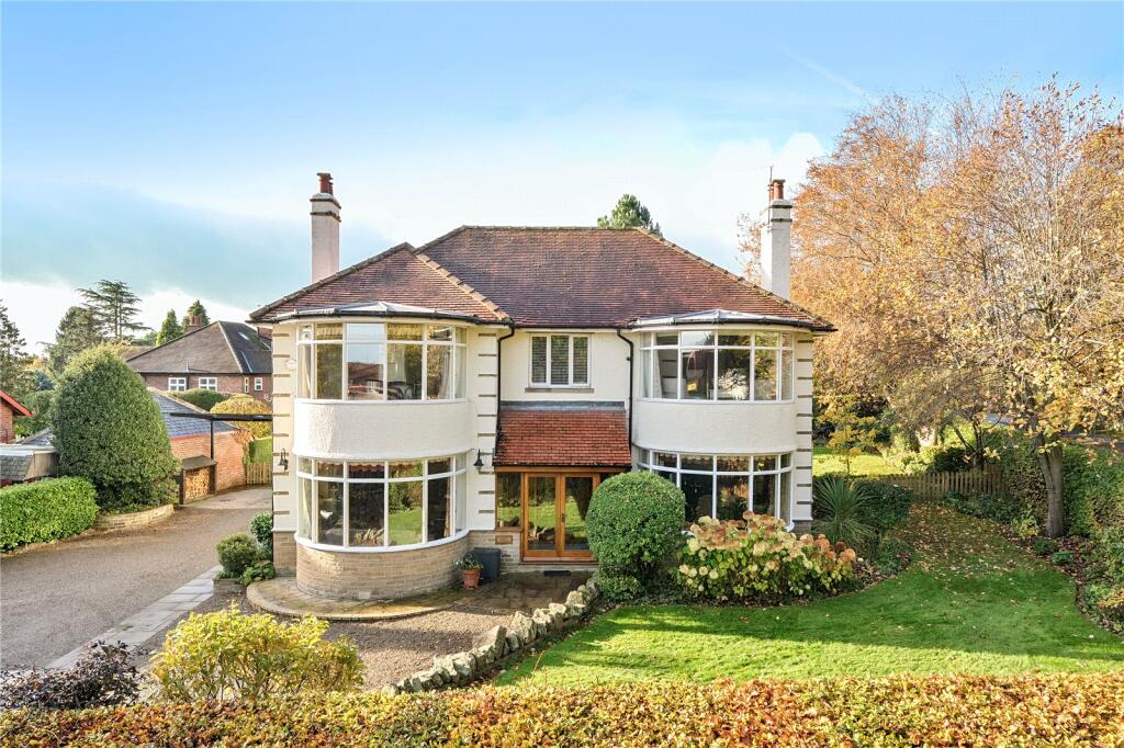 Main image of property: Oatlands Drive, Harrogate, HG2