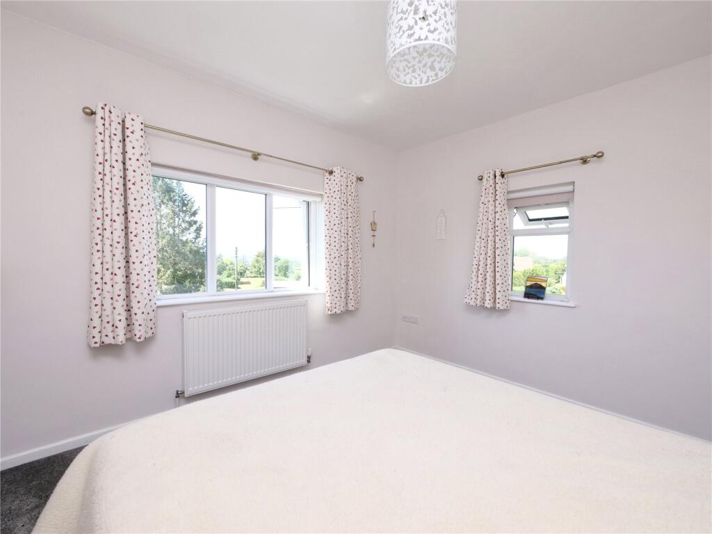 Four Bedroom Detached House, West Pennard BA6 8NR - More