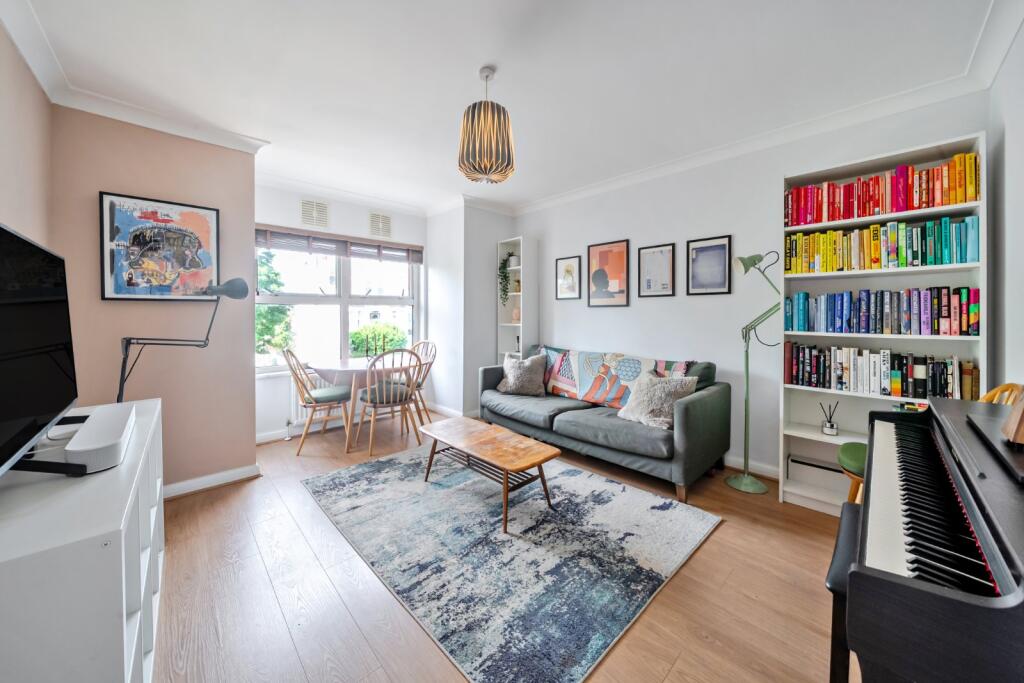 Main image of property: Bedford Hill, Balham, London, SW12