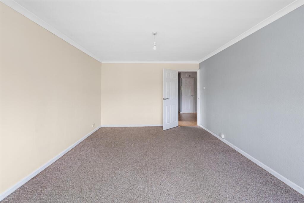Apartment in Bristol - View 5