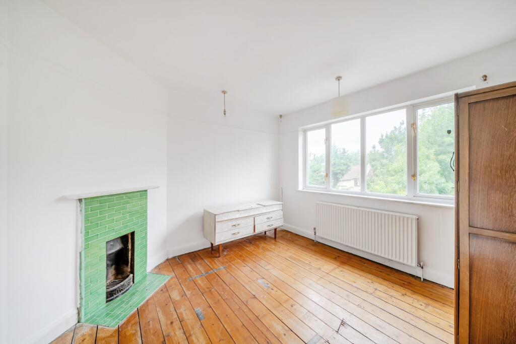 House in London, Colney Hatch - View 4
