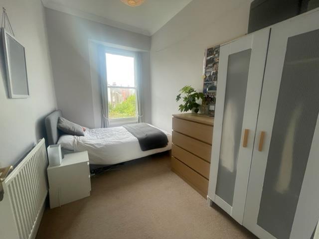 Apartment in Bristol - View 3