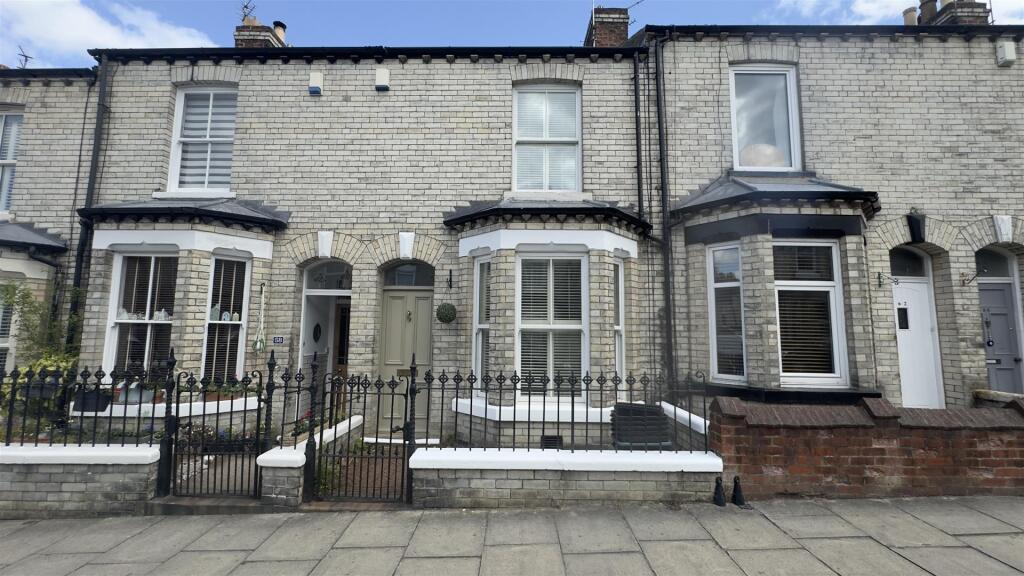 Russell Street, York