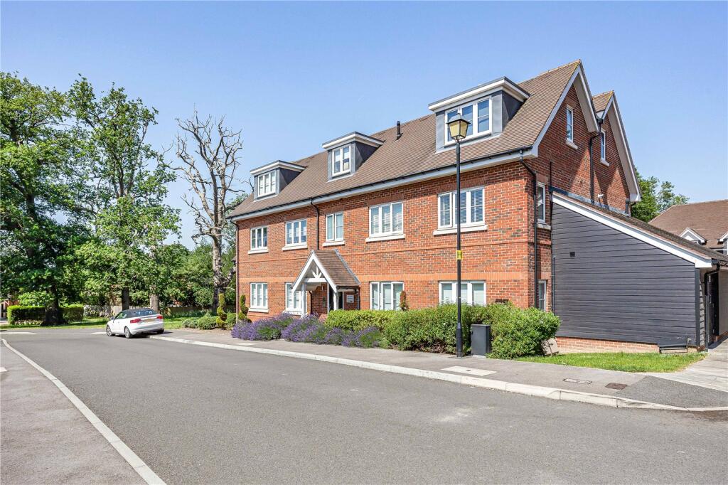 Main image of property: Bryan Gardens, Binfield, Bracknell, Berkshire, RG42