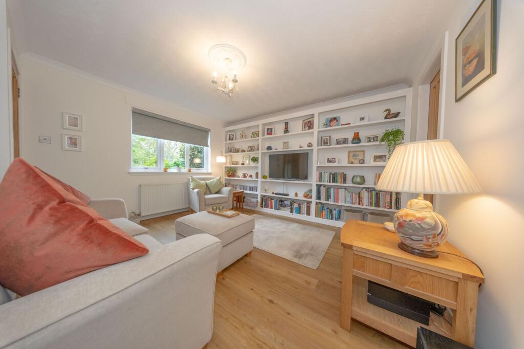 House in Mid Calder, Craigshill - More