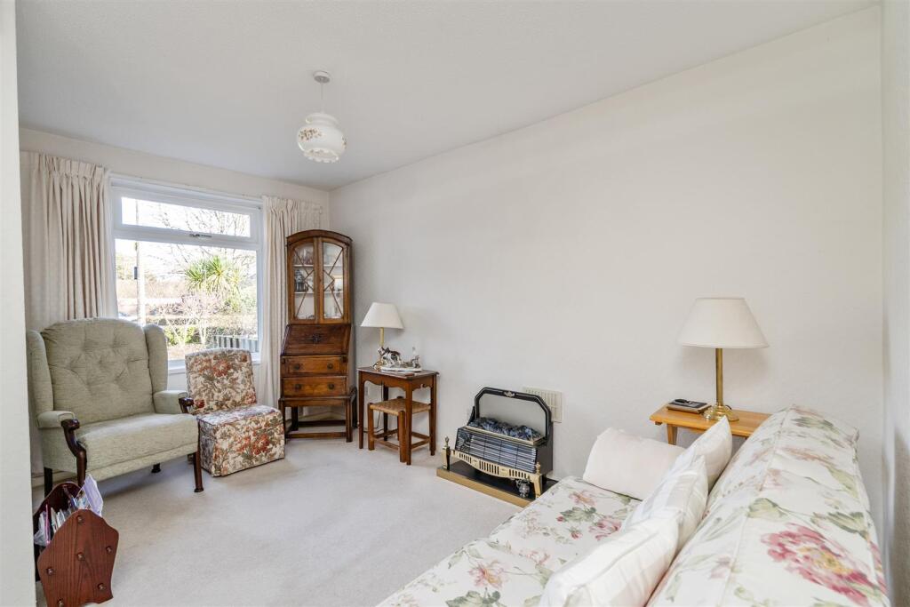 House in Solihull, Shirley - View 2