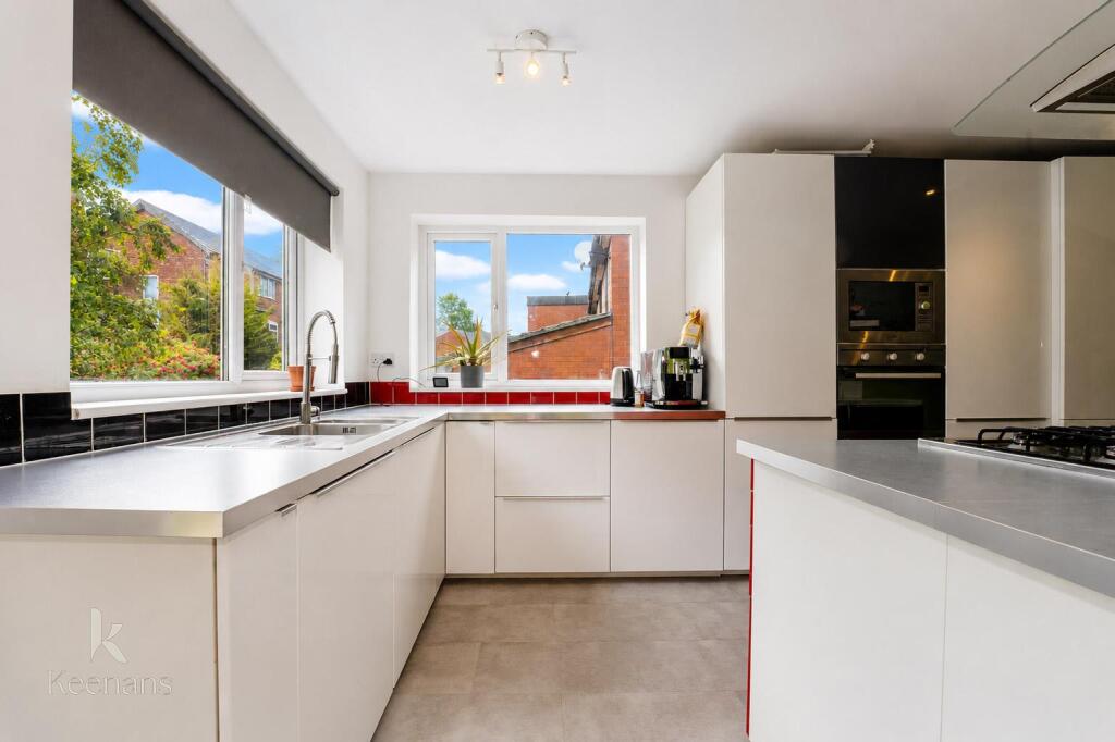 House in Salford, Greater Manchester - View 3