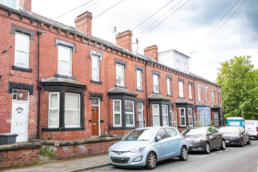 Main image of property: Sholebroke Place, Leeds, West Yorkshire, LS7