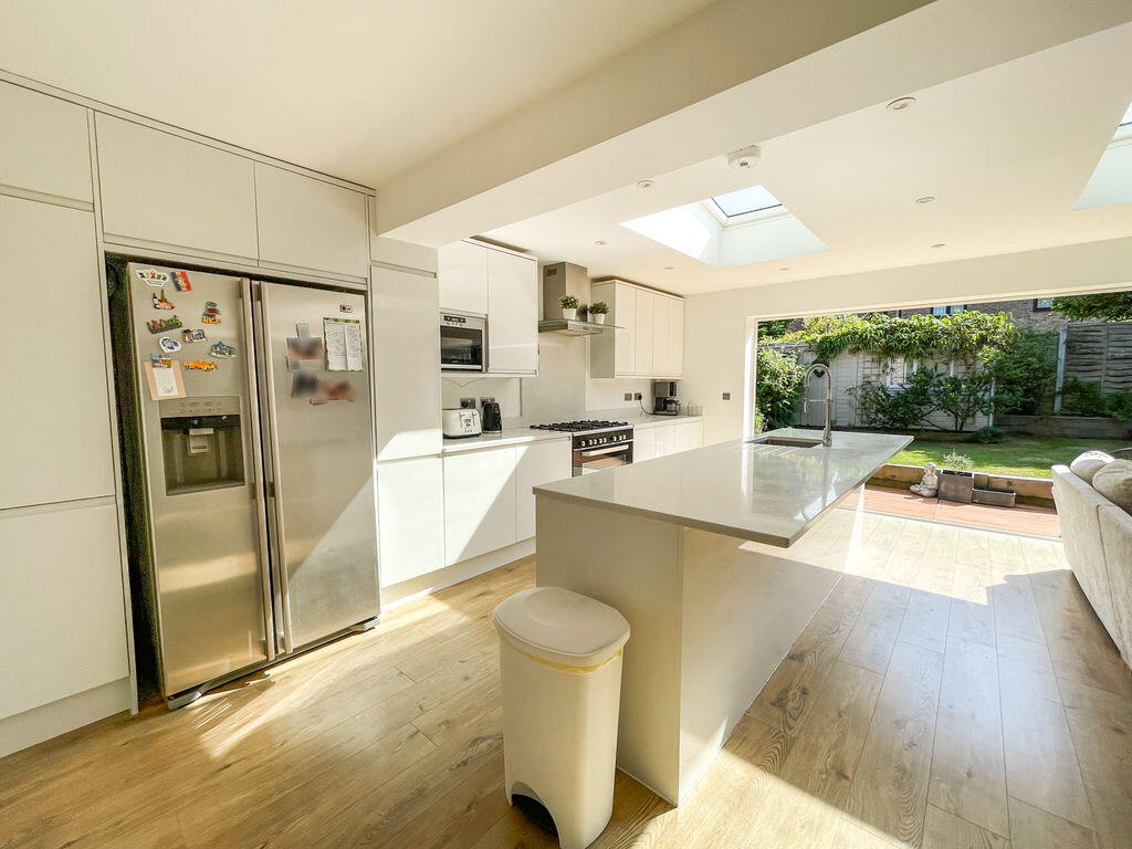 Beattie Rise, Grange Park, Hedge End, SO30 photo 3