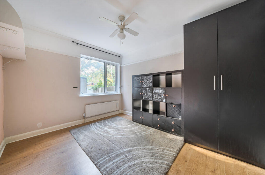 Connell Crescent, near Park Royal station, Ealing, W5 - View 5