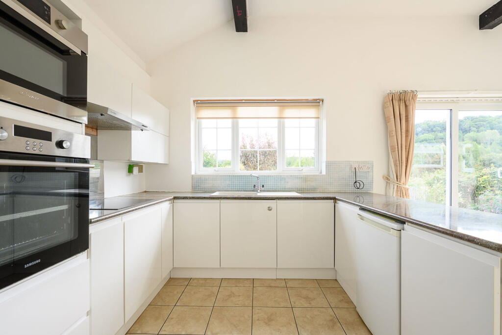 House in Hereford, Whitchurch - More
