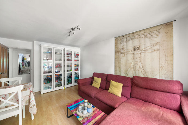 Apartment in London - View 4
