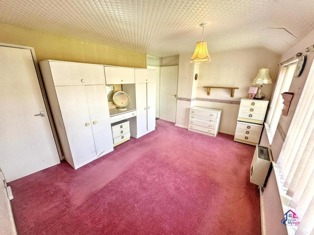 House in Nottingham - More