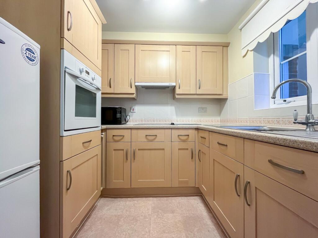 Silver Street, Nailsea, North Somerset, BS48 photo 4
