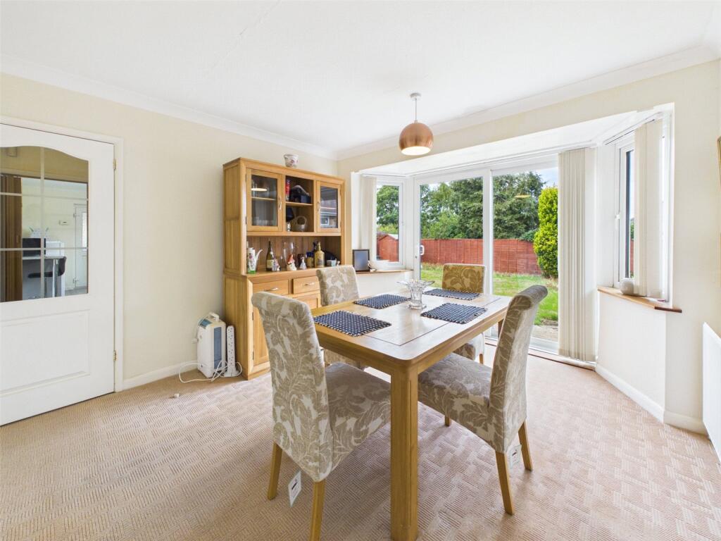 House in Tewkesbury, Shurdington - View 5