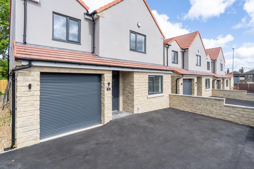 Main image of property: 6 Highmoor Lane, Cleckheaton