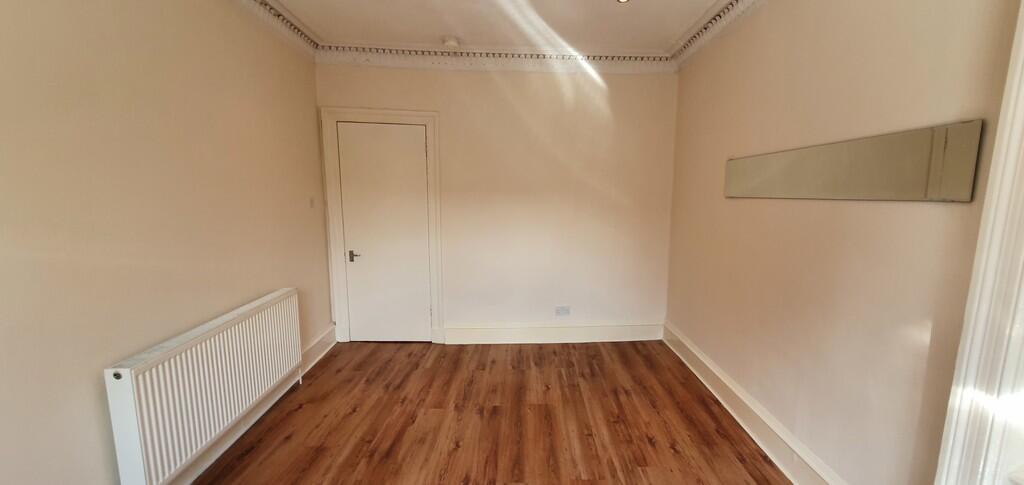 Apartment in Glasgow - View 4