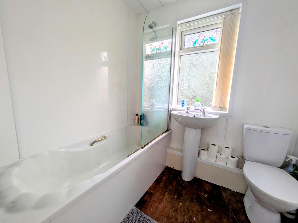 Additional image 17 of Beacon Grove, Bradford, BD6