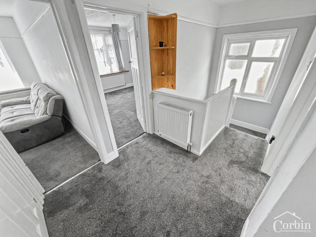 Apartment in Talbot Village, Ensbury Park, Bournemouth - View 5