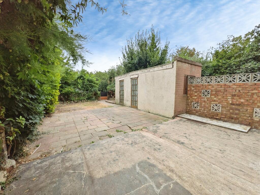 New Road, Sheerness, Kent, ME12 photo 4