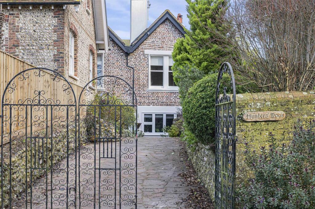 Main image of property: Norton, Seaford