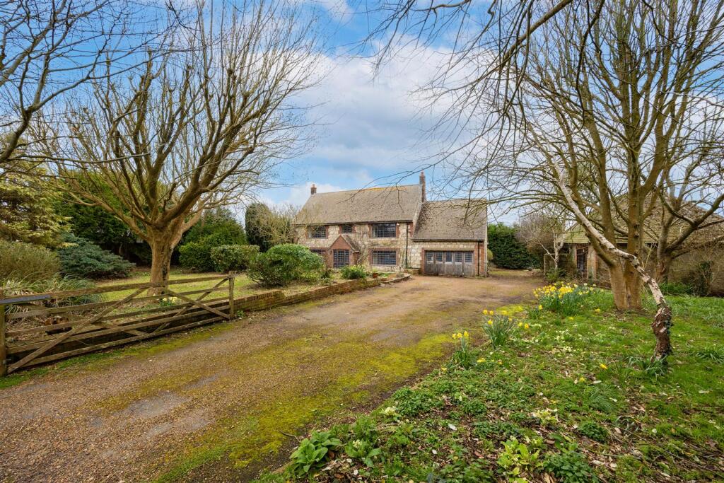 Main image of property: Wellow , Isle of Wight