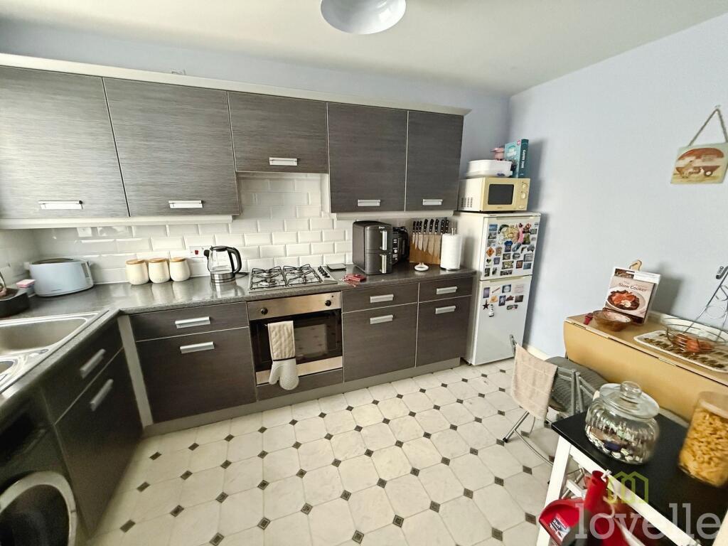Grandfield Way, North Hykeham, LN6 photo 3
