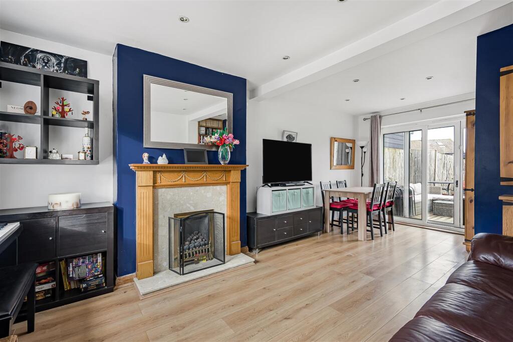 Thornbera Close, Bishop's Stortford photo 4