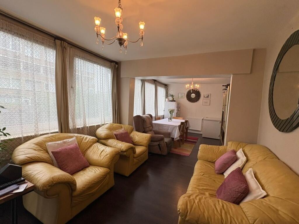 Apartment in London - View 2