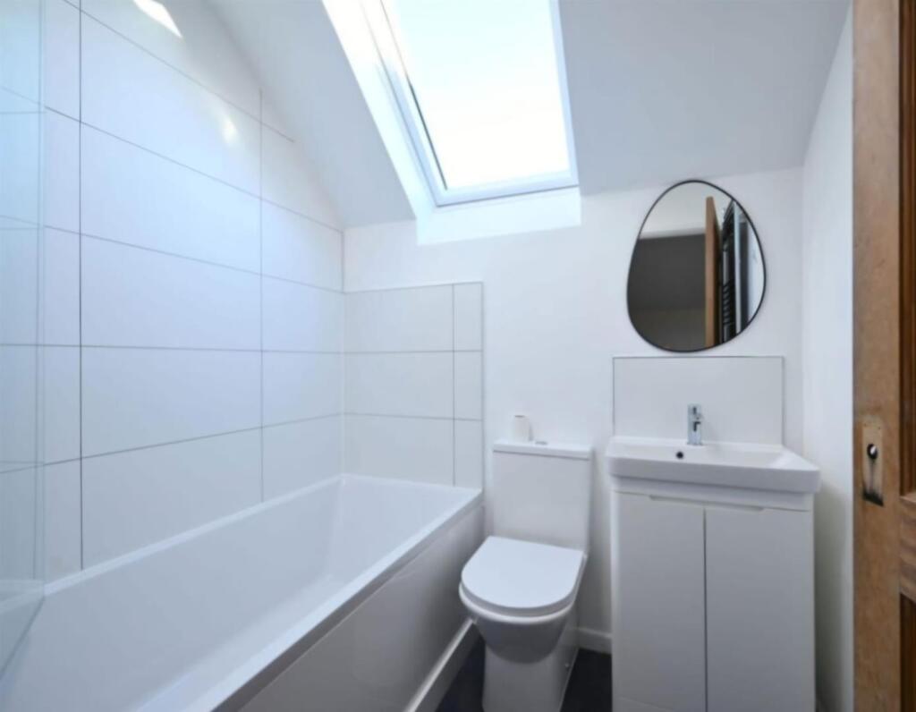 House in Harrogate - View 5