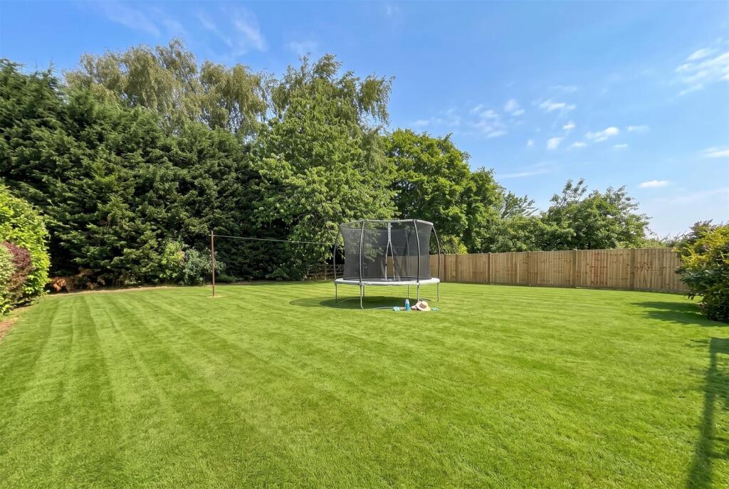 House in North Kesteven, Aubourn with Haddington - View 3