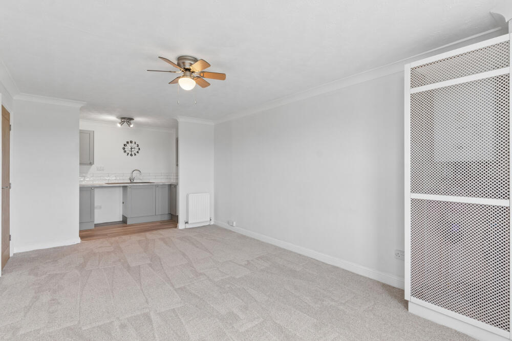 Ware Road, St Neots, PE19 photo 3
