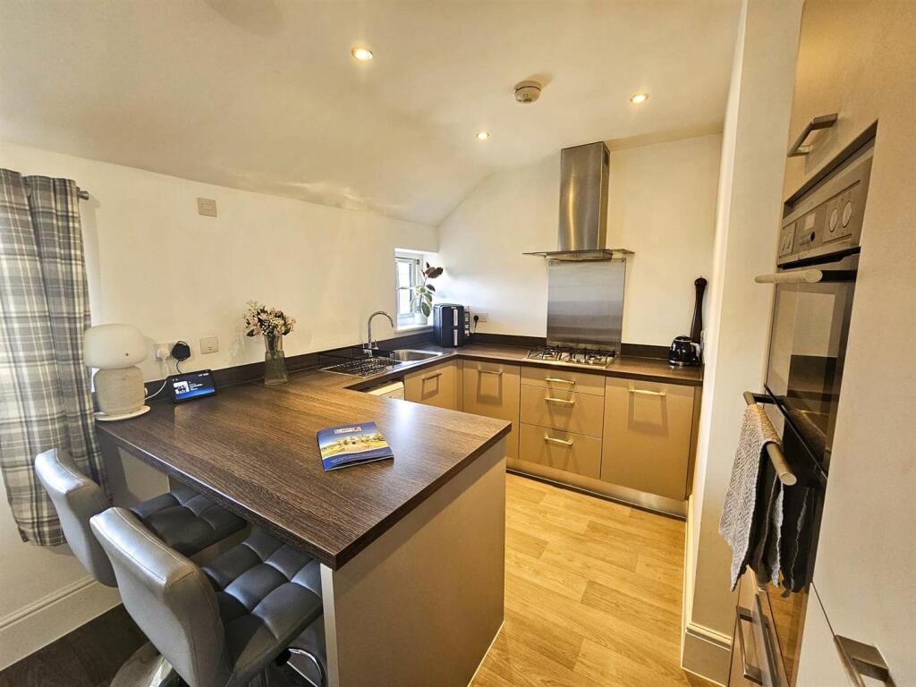Willow Avenue, Steeton, Keighley photo 5