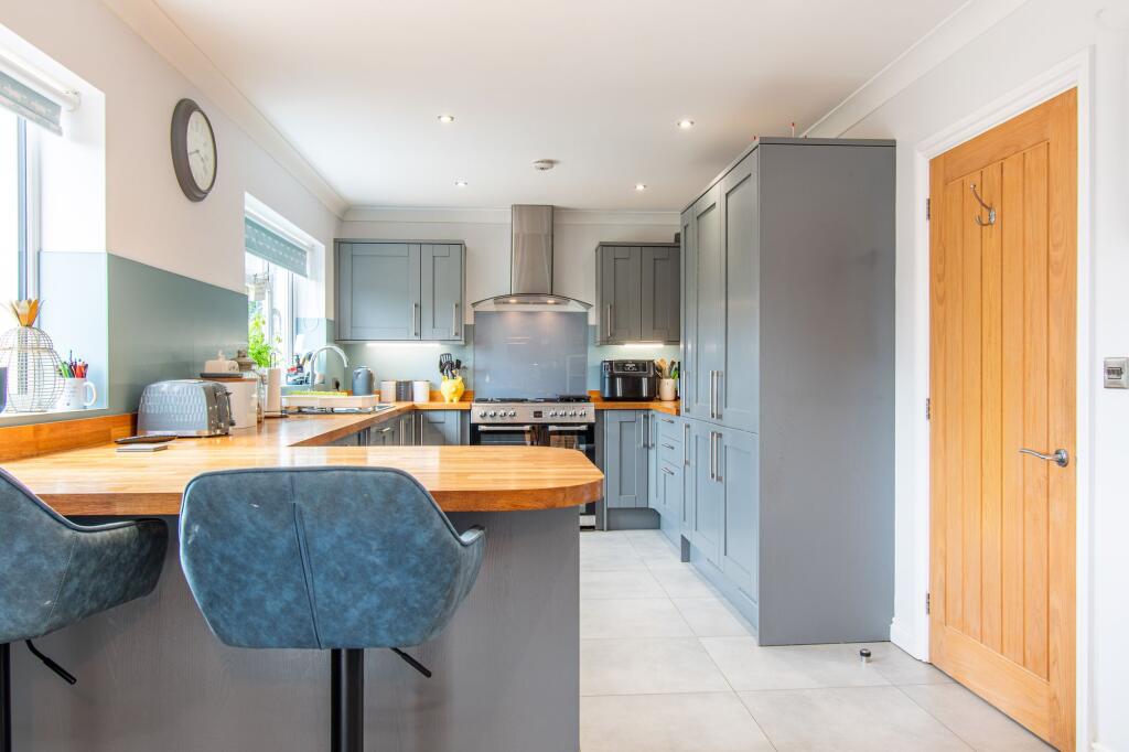 Oliver Court, Dobwalls, PL14 photo 2