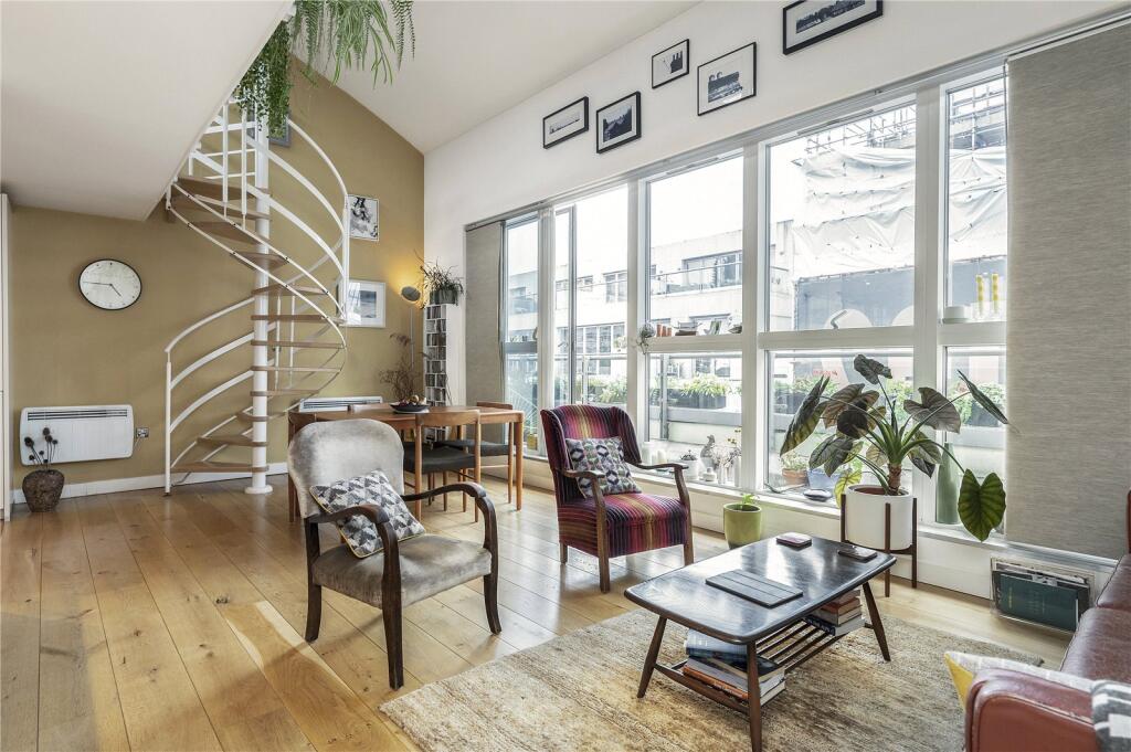 Main image of property: Matisse Court, 15-18 Featherstone Street, London, EC1Y