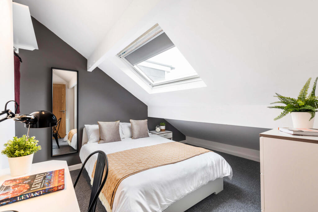 House in Leeds - View 5